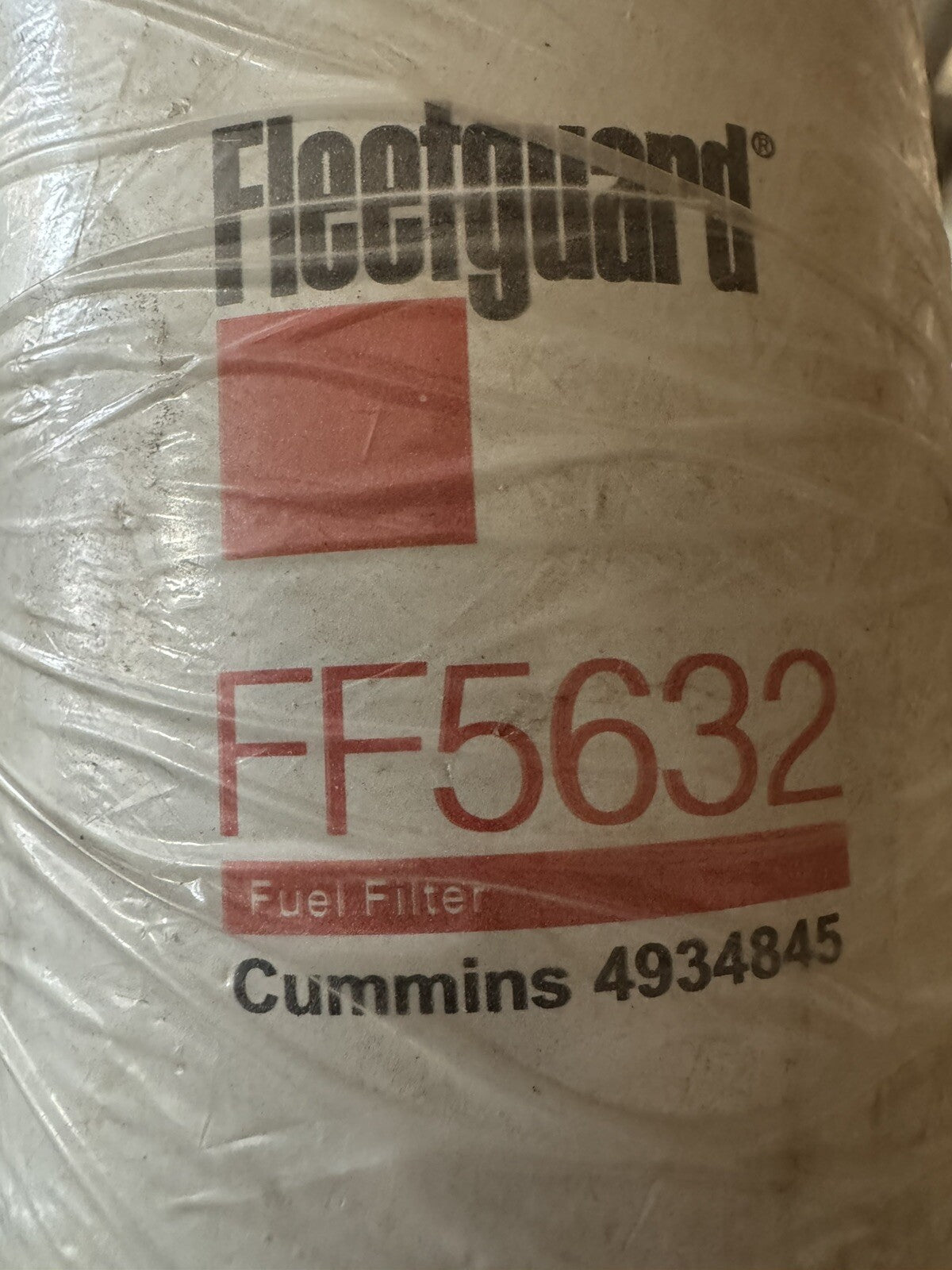 (1) FF5632 Fleetguard Fuel Filter