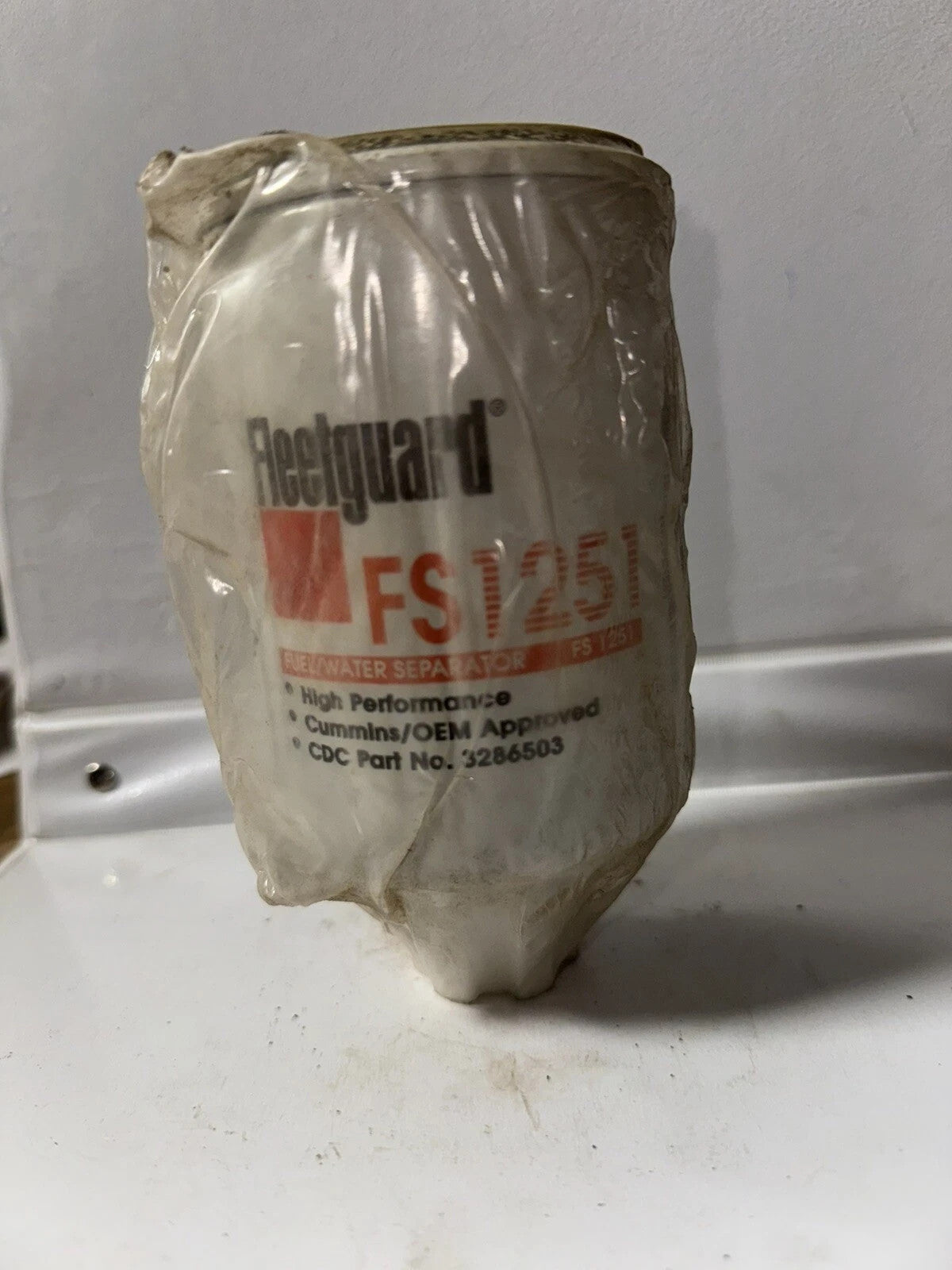 Fleetguard FS1251 Fuel/Water Separator Spin-On Filter