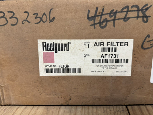 Fleetguard AF1731 Air Filter – Heavy-Duty Engine Replacement