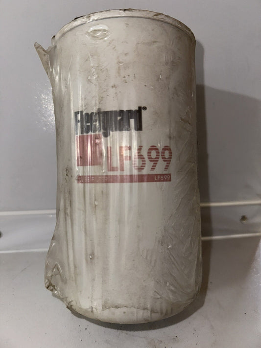 Fleetguard LF699 Full-Flow Spin-On Oil Filter