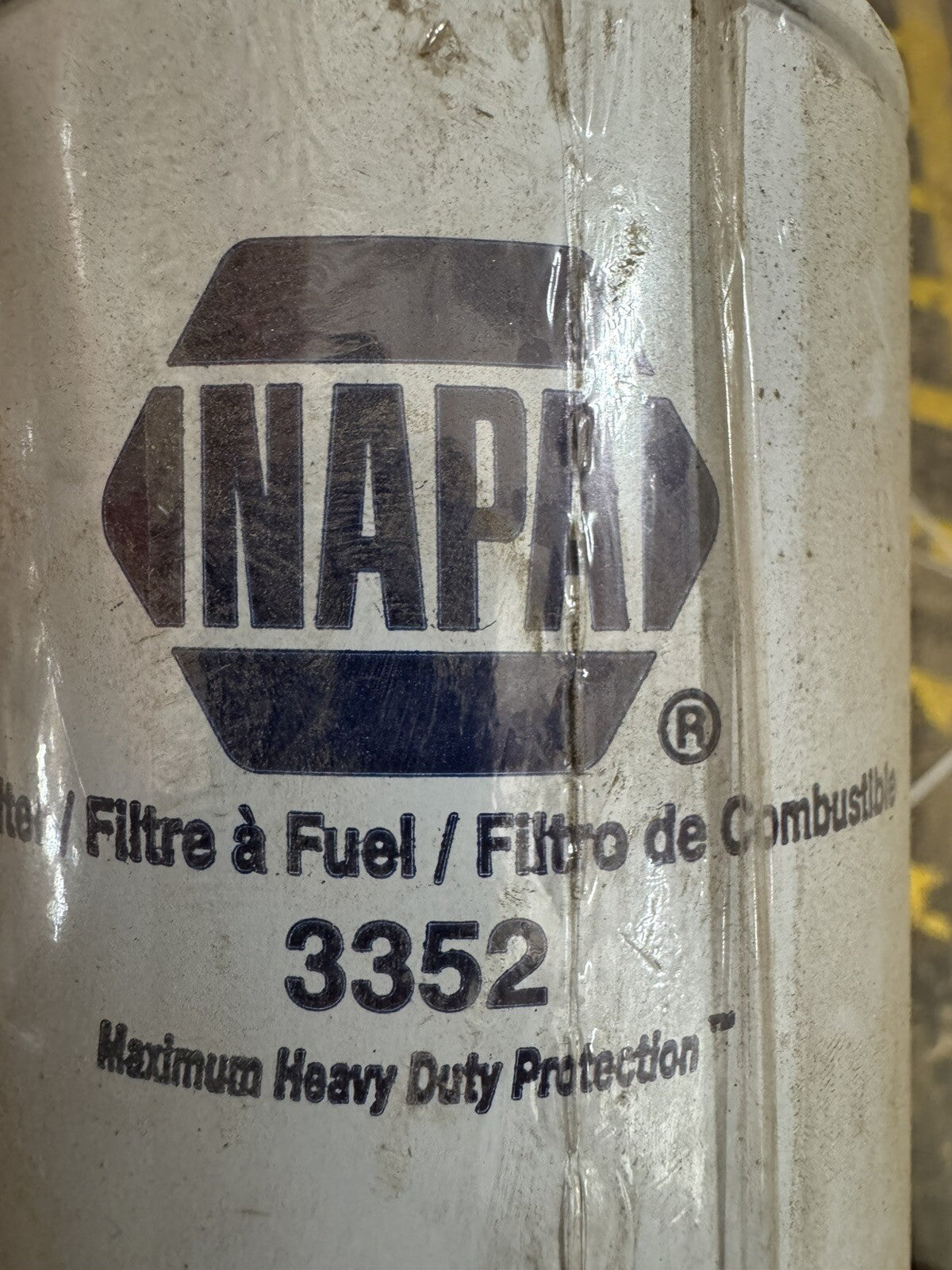 NAPA Gold 3352 Fuel Filter Heavy Duty Engine Filter New